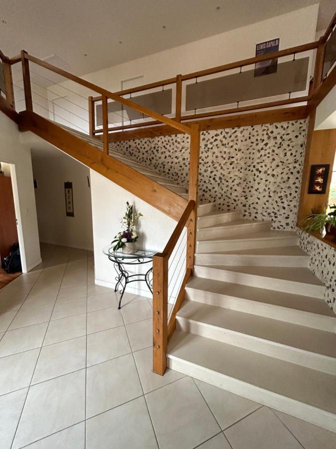 Monthoiron Maison Karmanor المظهر الخارجي الصورة